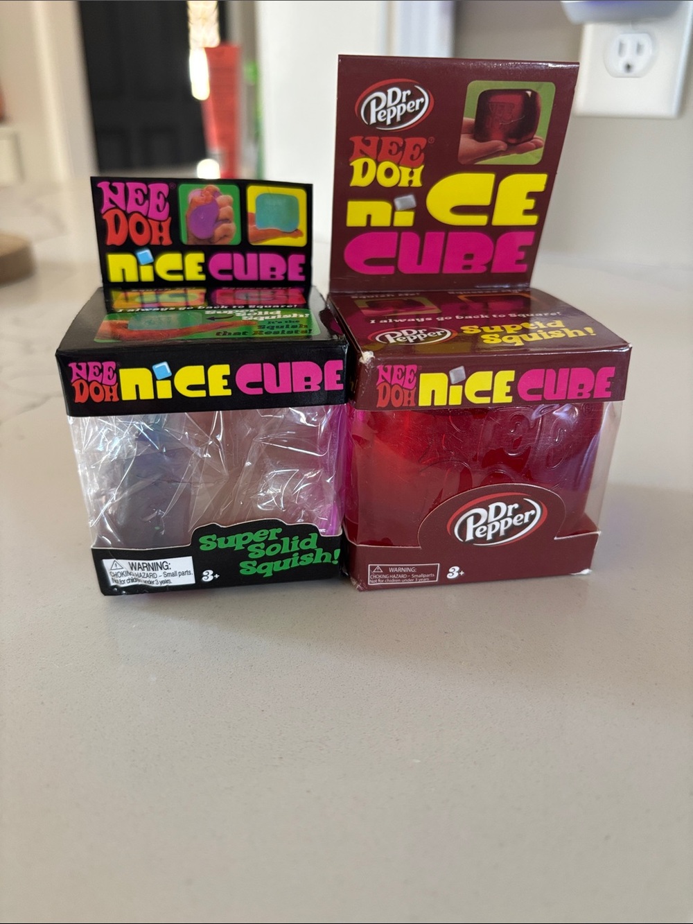 2 Nice Cubes